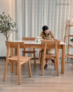 Bàn ăn mặt đá Vicostone -  Laru